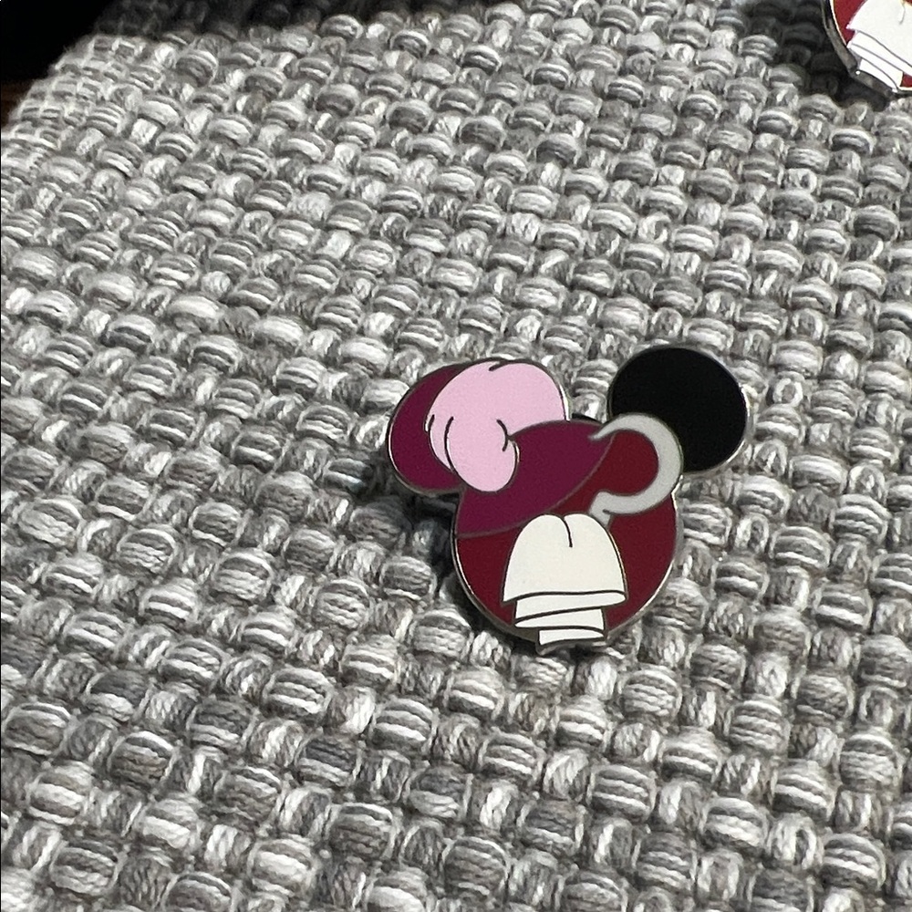 Disney Mickey icon villains mystery pin-Captain Hook